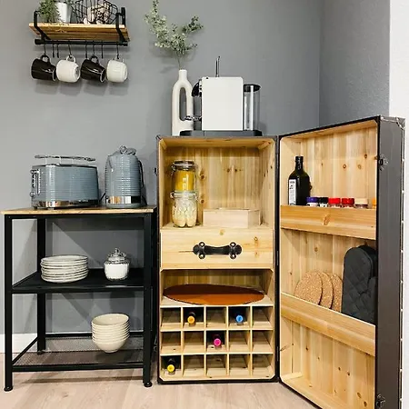 Klassen - Exklusives Am Hbf - Kueche, Netflix, Kingsizebett Apartment *