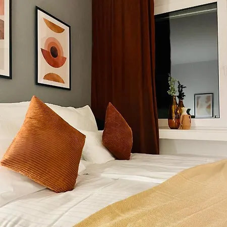 Apartment Klassen - Exklusives Am Hbf - Kueche, Netflix, Kingsizebett *