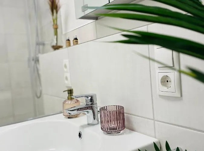 Klassen - Exklusive Am Hbf - Kueche, Netflix *